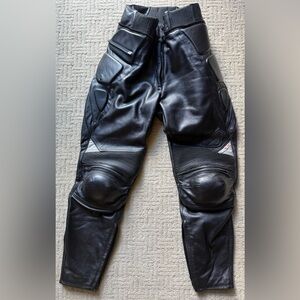Firstgear Leather Motorcycle Pants (36/8)